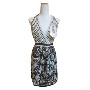🇺🇸🇮🇳New, Envogue International, Designer Apron With Black and White Pattern.